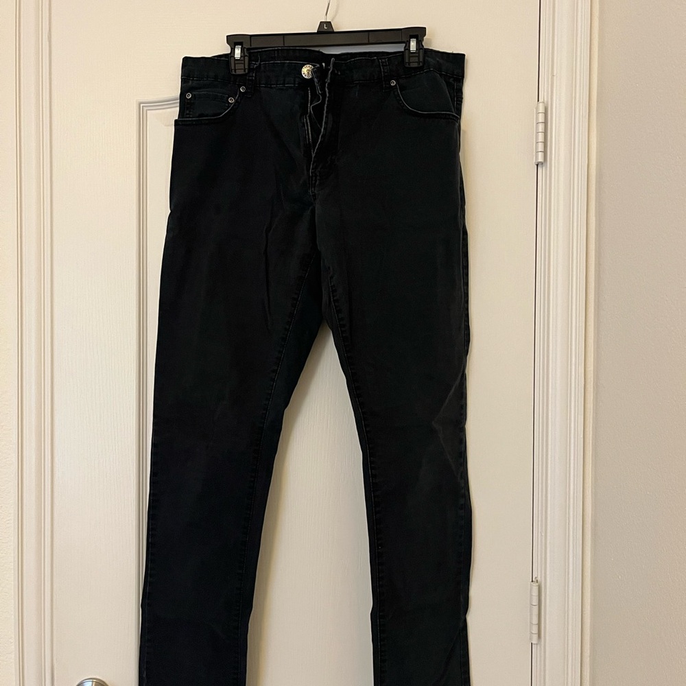 Classic Black Straight Men's Jeans